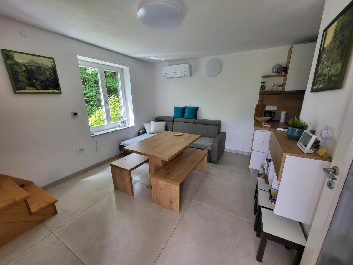 Cosy Cottage With Views Near Kobarid Bagian luar foto