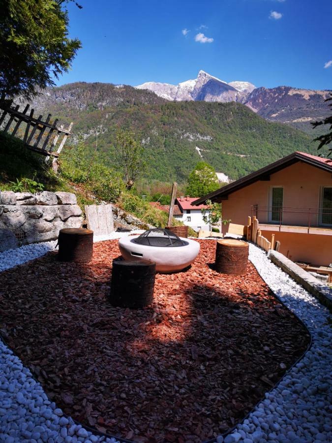 Cosy Cottage With Views Near Kobarid Bagian luar foto
